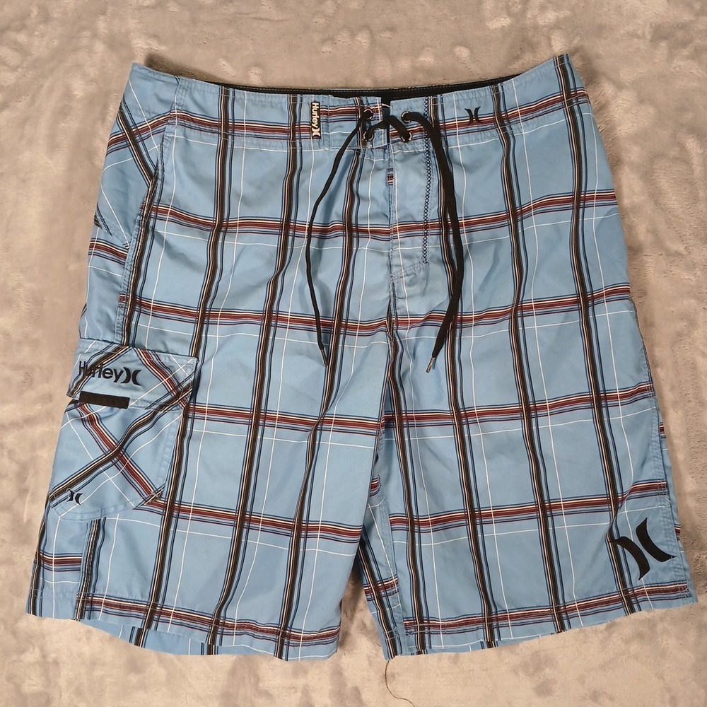 Hurley Mens 34 Shorts/swim trunks blue plaid With Side Pocket